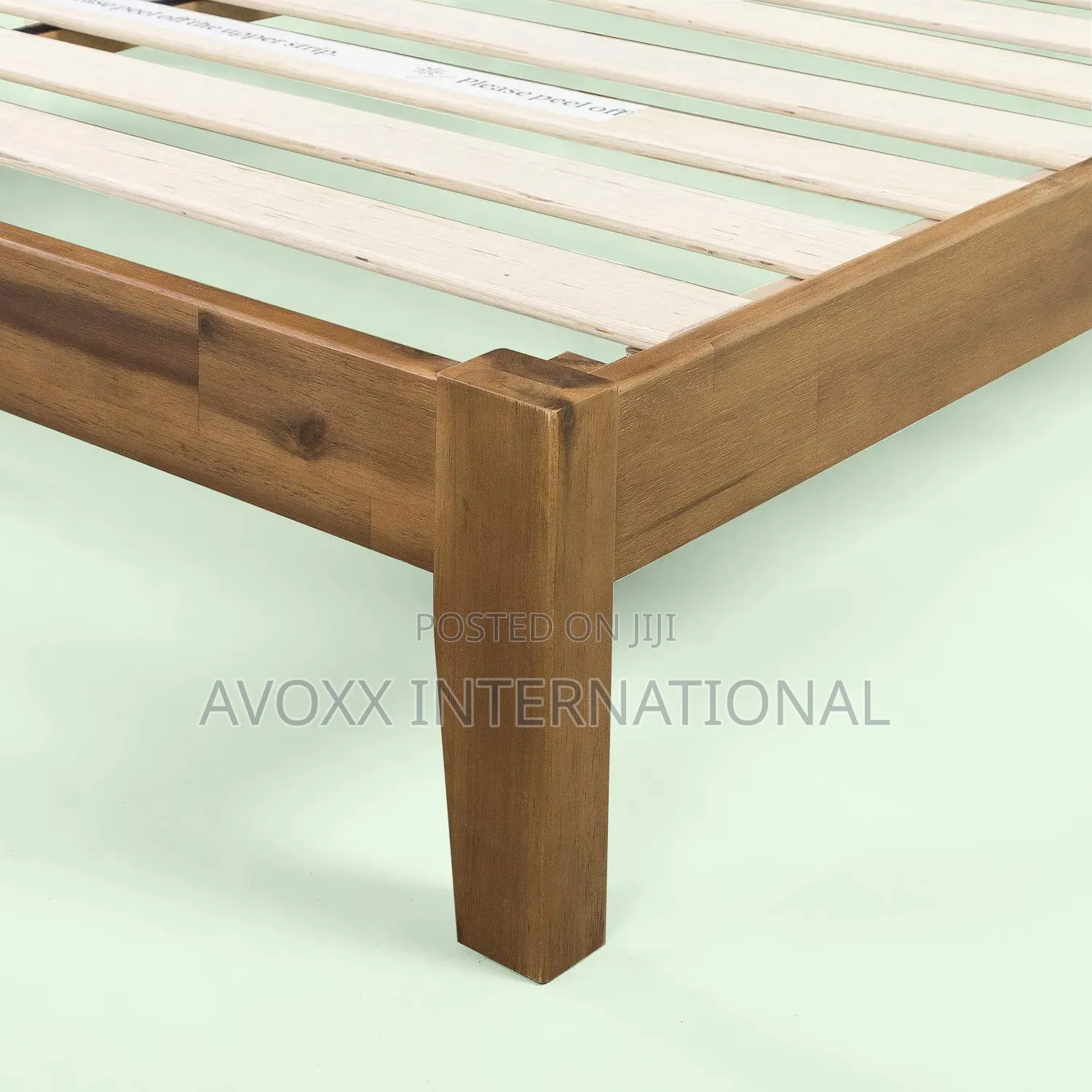 Zinus Queen Size Wood Platform Bed Frame, No Box Spring Needed