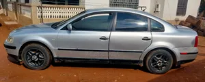 Volkswagen Passat 1.8 2002 Silver