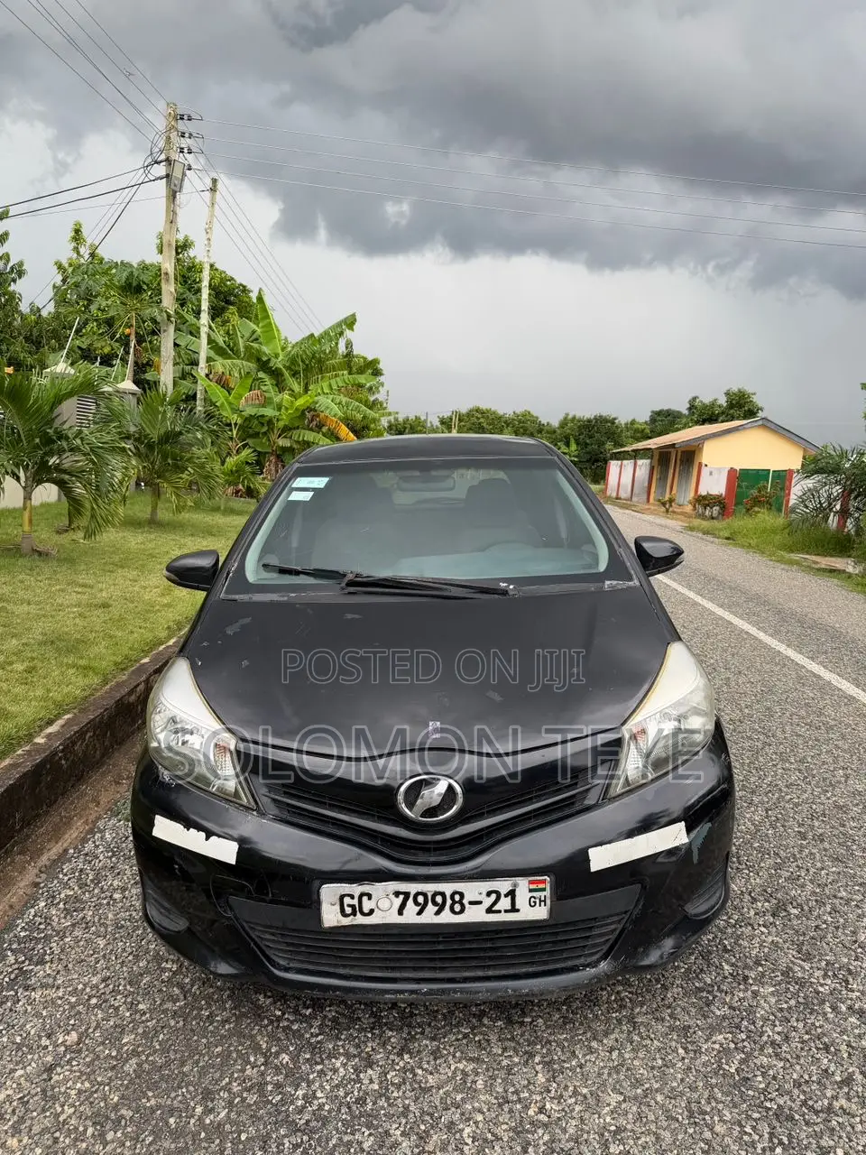 Toyota Vitz 1.5 FWD 5dr 2012 Black