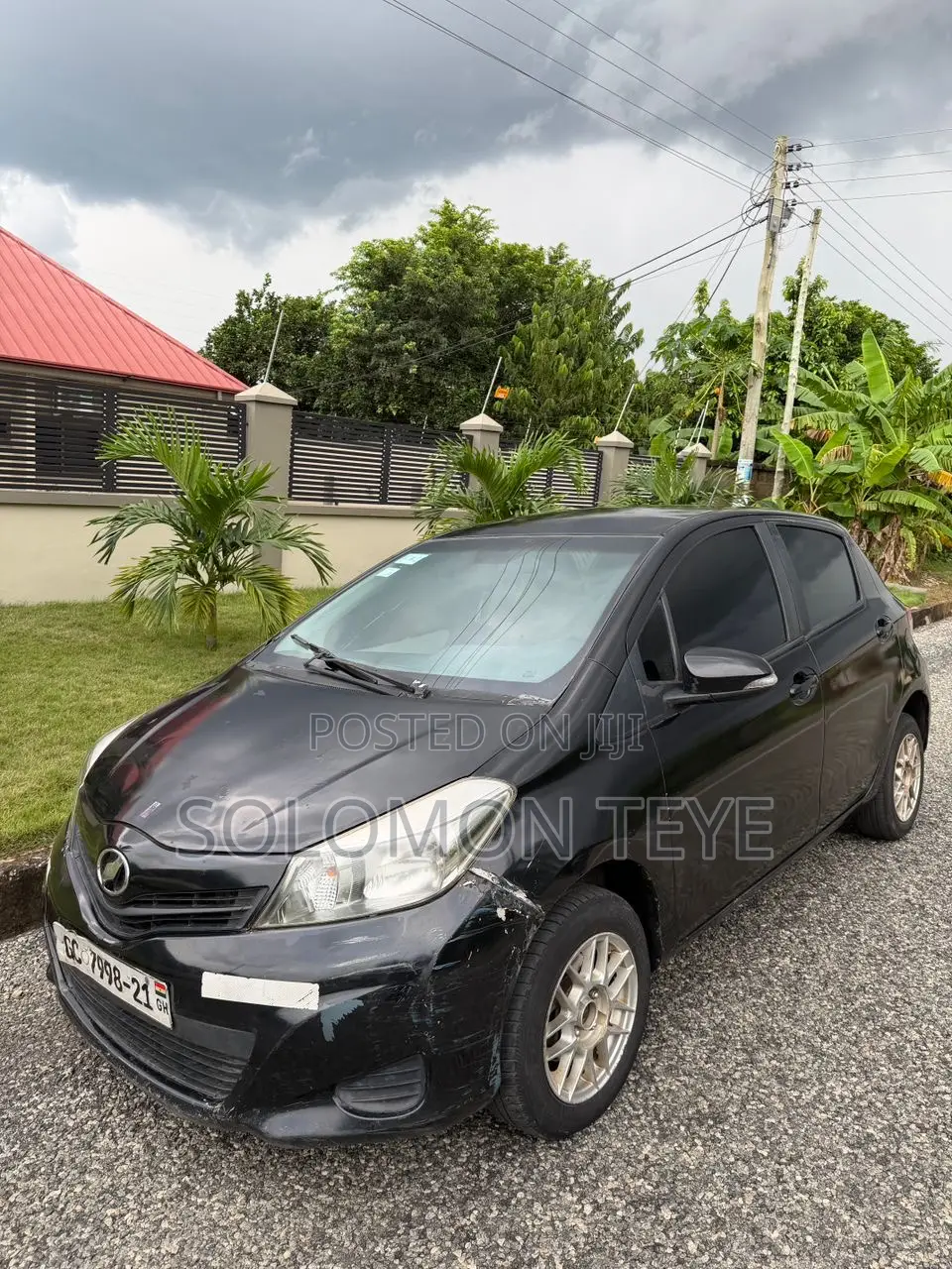 Toyota Vitz 1.5 FWD 5dr 2012 Black