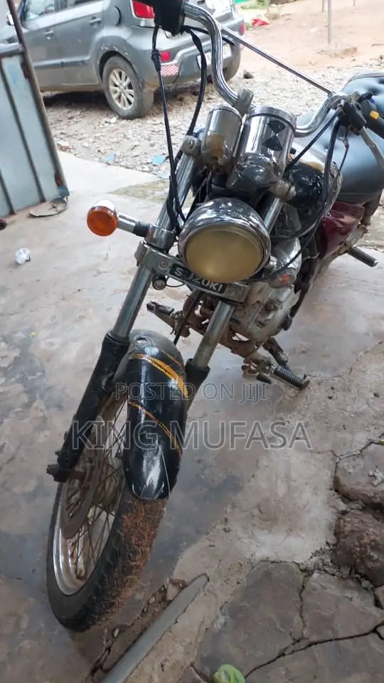 Suzuki Intruder 2012
