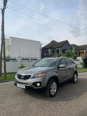 Kia Sorento 2011 Gold
