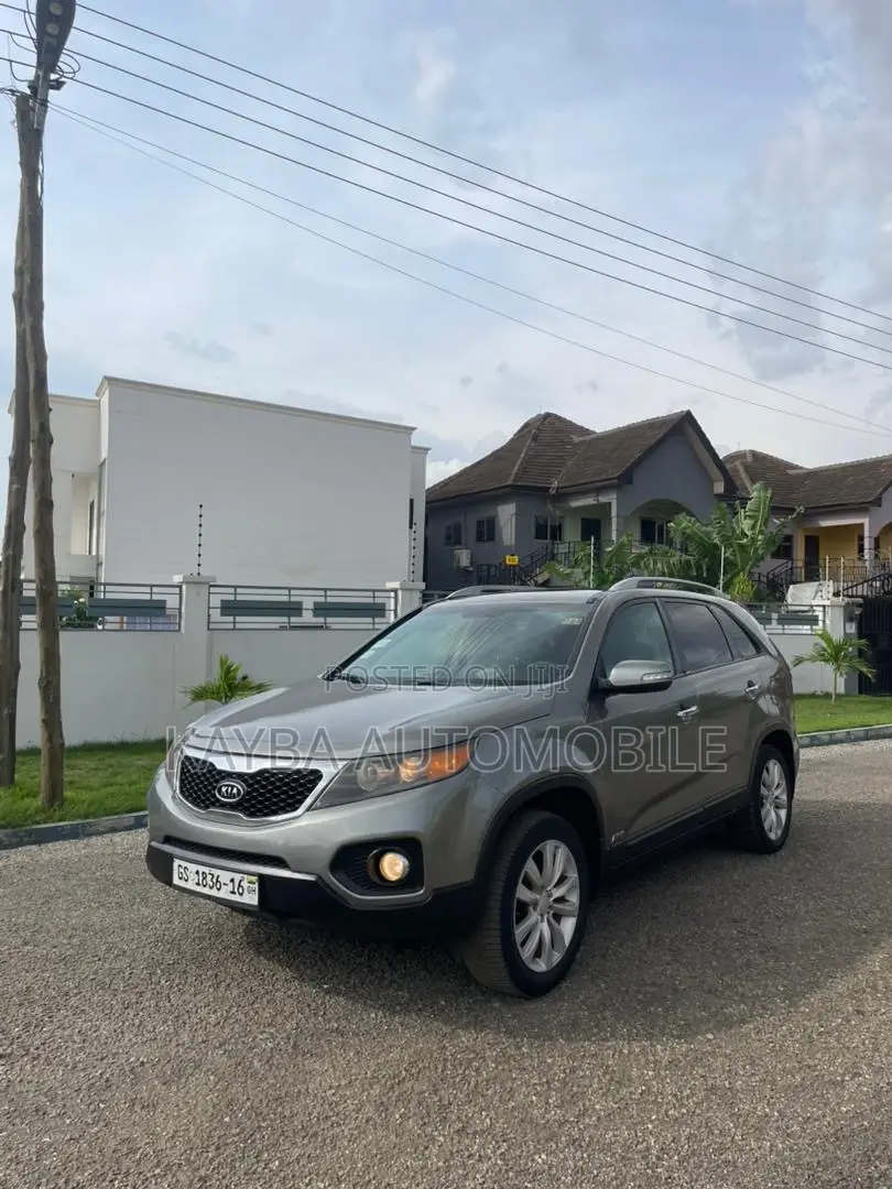 Kia Sorento 2011 Gold