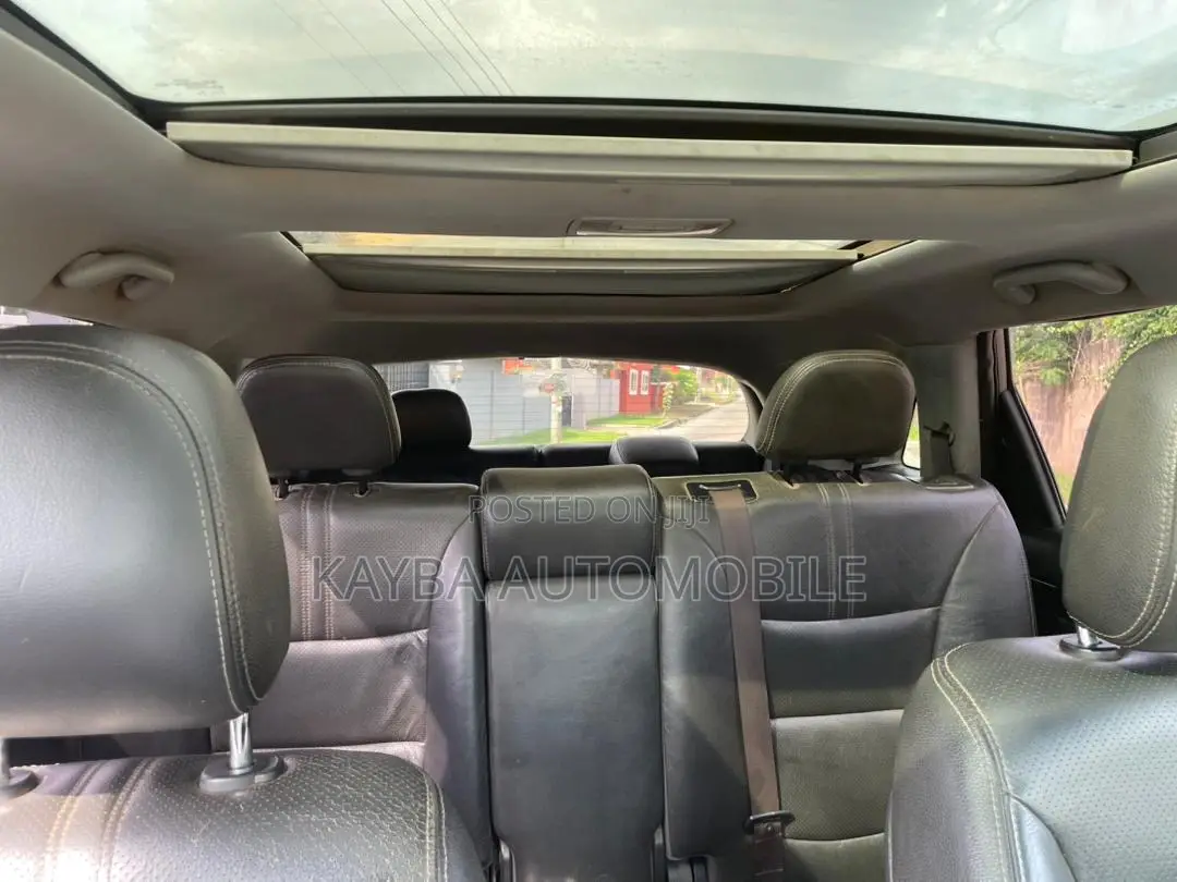 Kia Sorento 2011 Gold