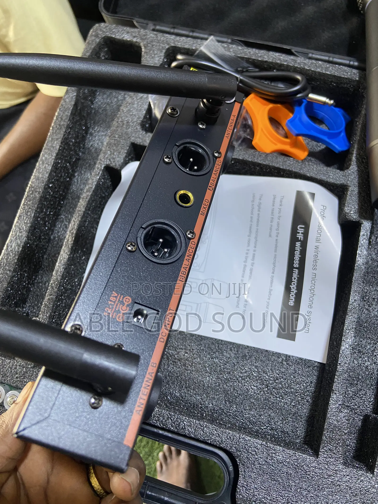 Umx400 Jac Digital Wireless Microphone Case