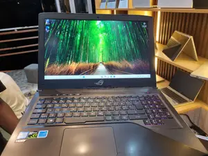Laptop Asus ROG Strix GL503 12GB Intel Core i5 SSD 512GB