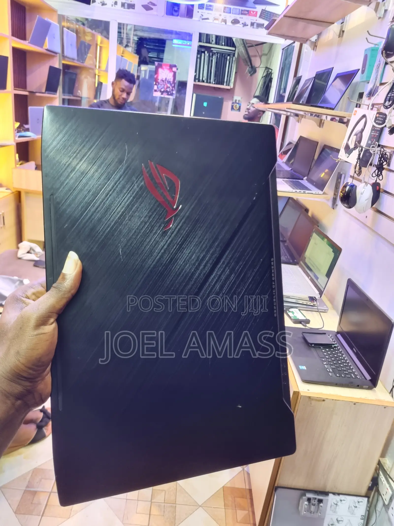Laptop Asus ROG Strix GL503 12GB Intel Core i5 SSD 512GB