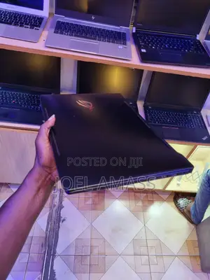 Laptop Asus ROG Strix GL503 12GB Intel Core i5 SSD 512GB