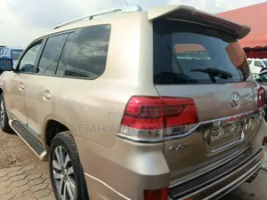 Toyota Land Cruiser 2013 Brown