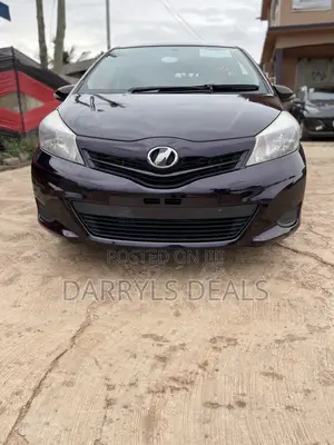 Toyota Vitz 1.3 AWD 3dr 2013 Black