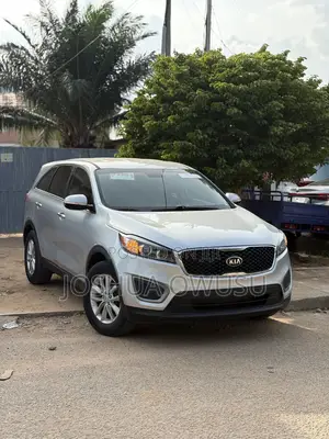 Kia Sorento 4dr SUV 2016 Silver