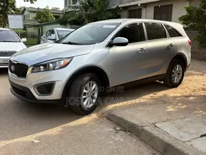 Kia Sorento 4dr SUV 2016 Silver