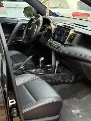 Toyota RAV4 Limited 4dr SUV (2.5L 4cyl 6A) 2018 Black