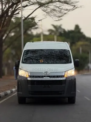 Toyota HiAce 2023 White