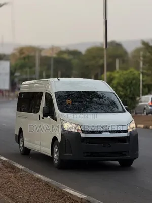 Toyota HiAce 2023 White