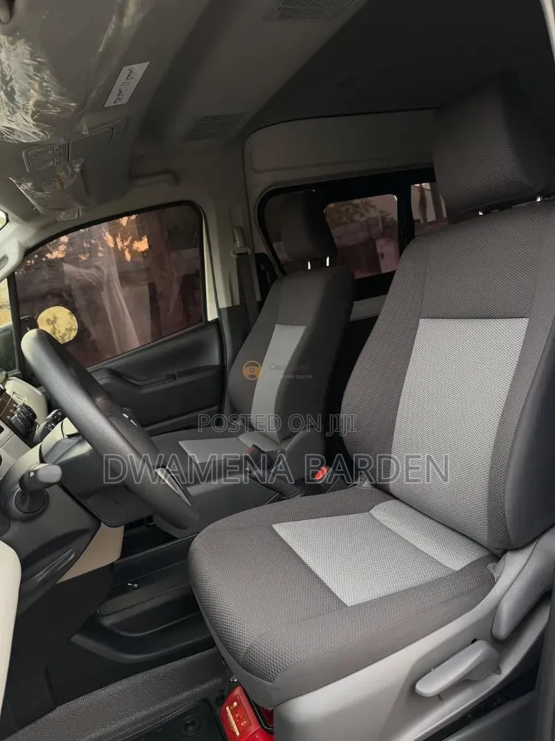 Toyota HiAce 2023 White