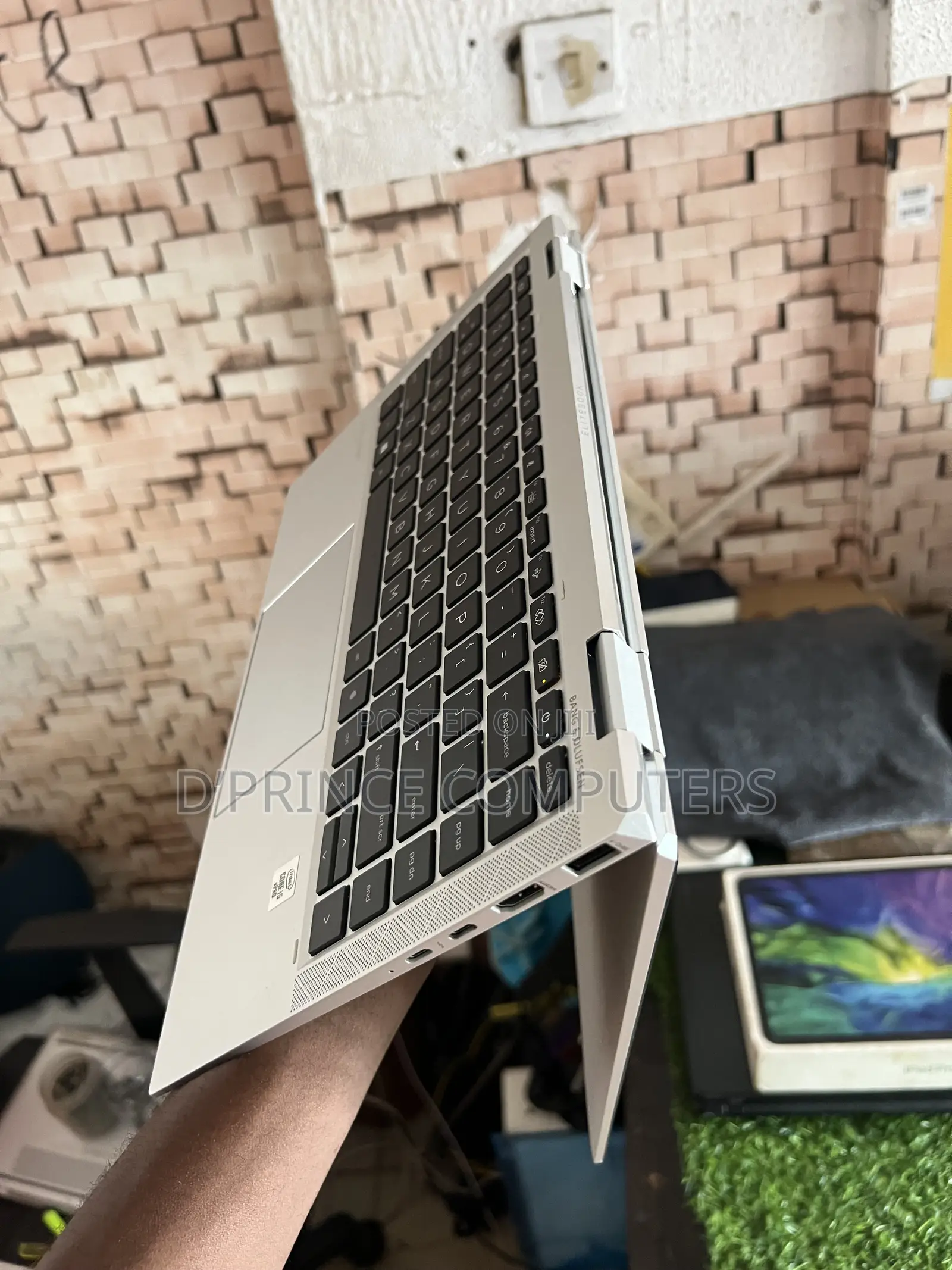 Laptop HP EliteBook x360 1040 G7 16GB Intel Core i5 SSD 256GB
