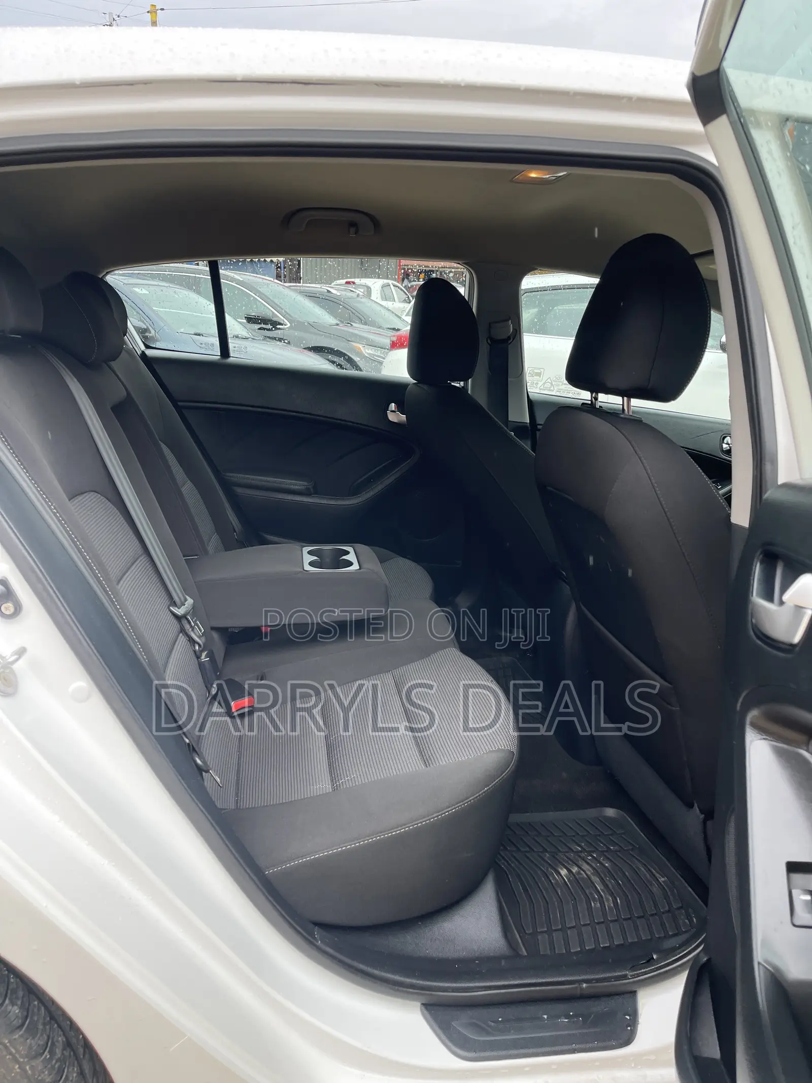Kia Forte SX Hatchback 2017 White