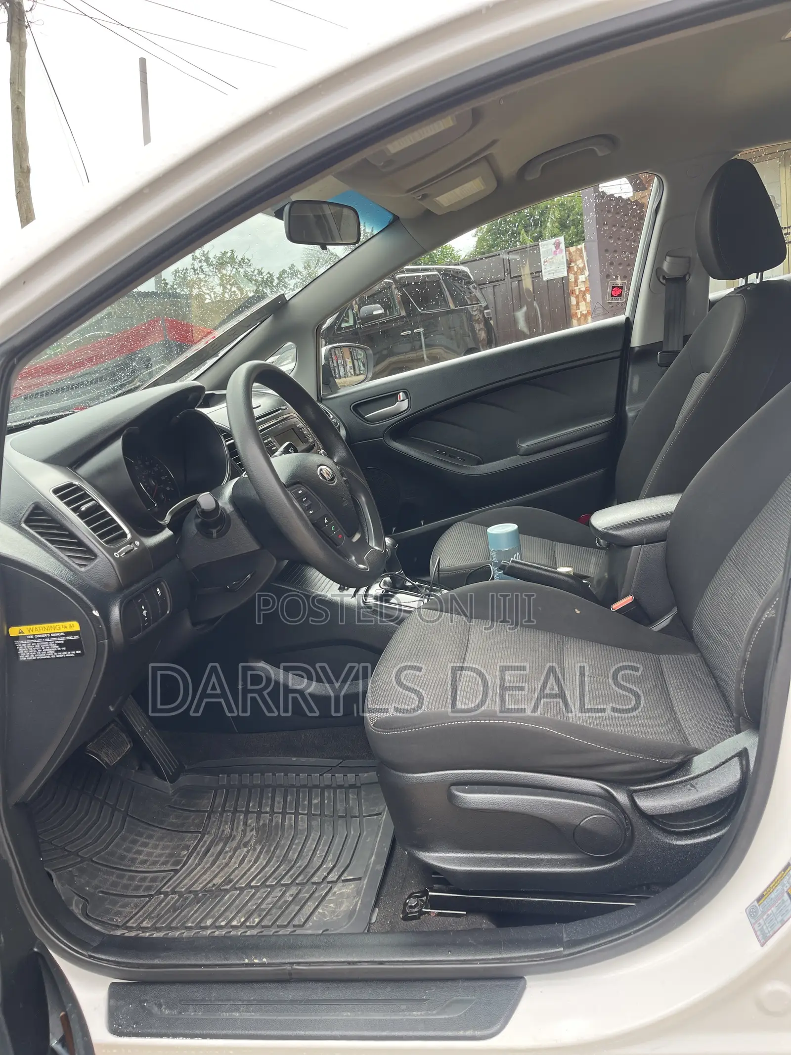 Kia Forte SX Hatchback 2017 White