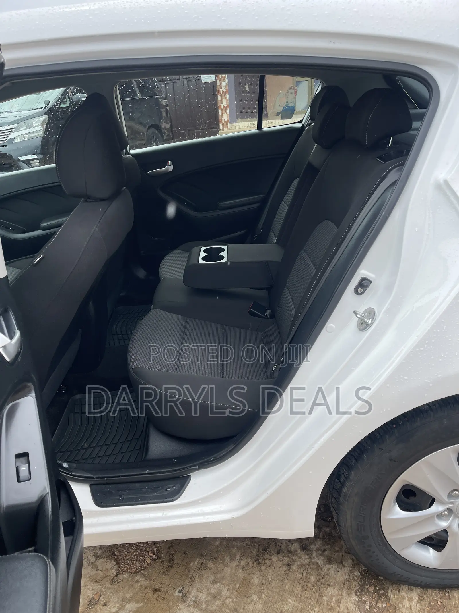 Kia Forte SX Hatchback 2017 White