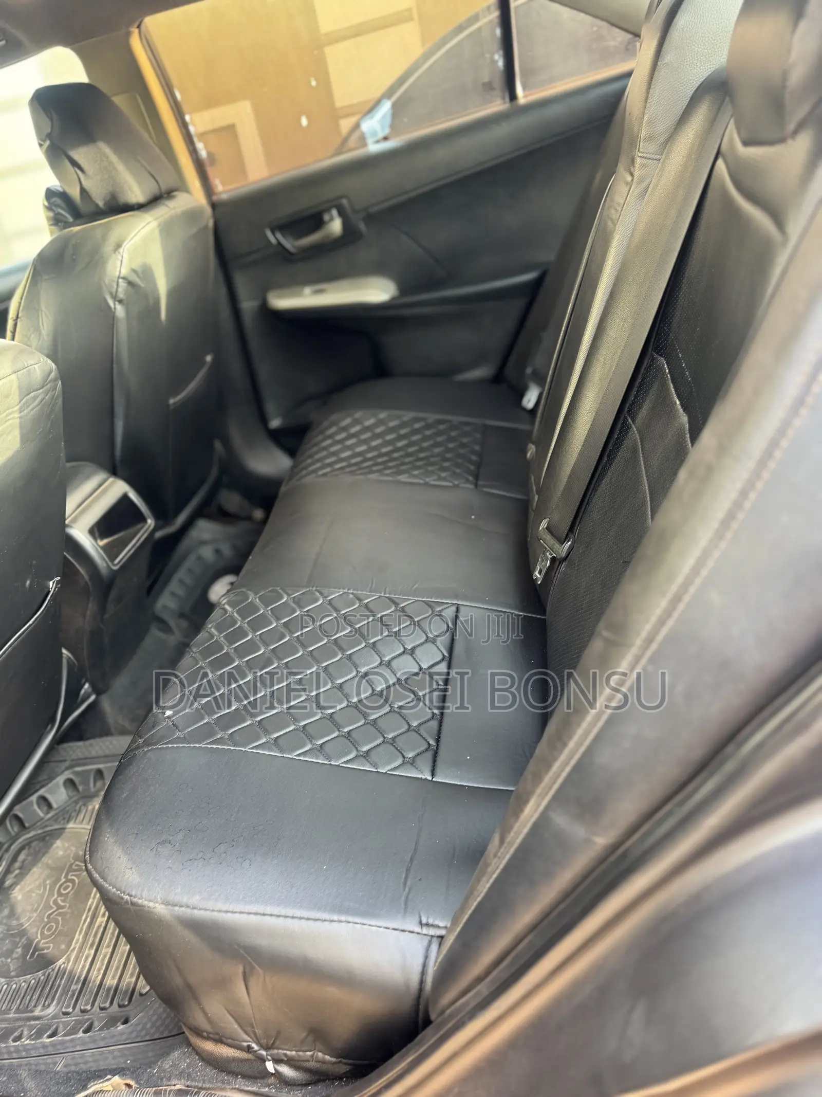 Toyota Camry SE 4dr Sedan (2.5L 4cyl 6A) 2012 Gray