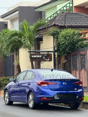 Hyundai Elantra Value Edition 2019 Blue