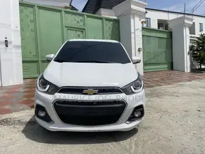 Chevrolet Spark 2015 White