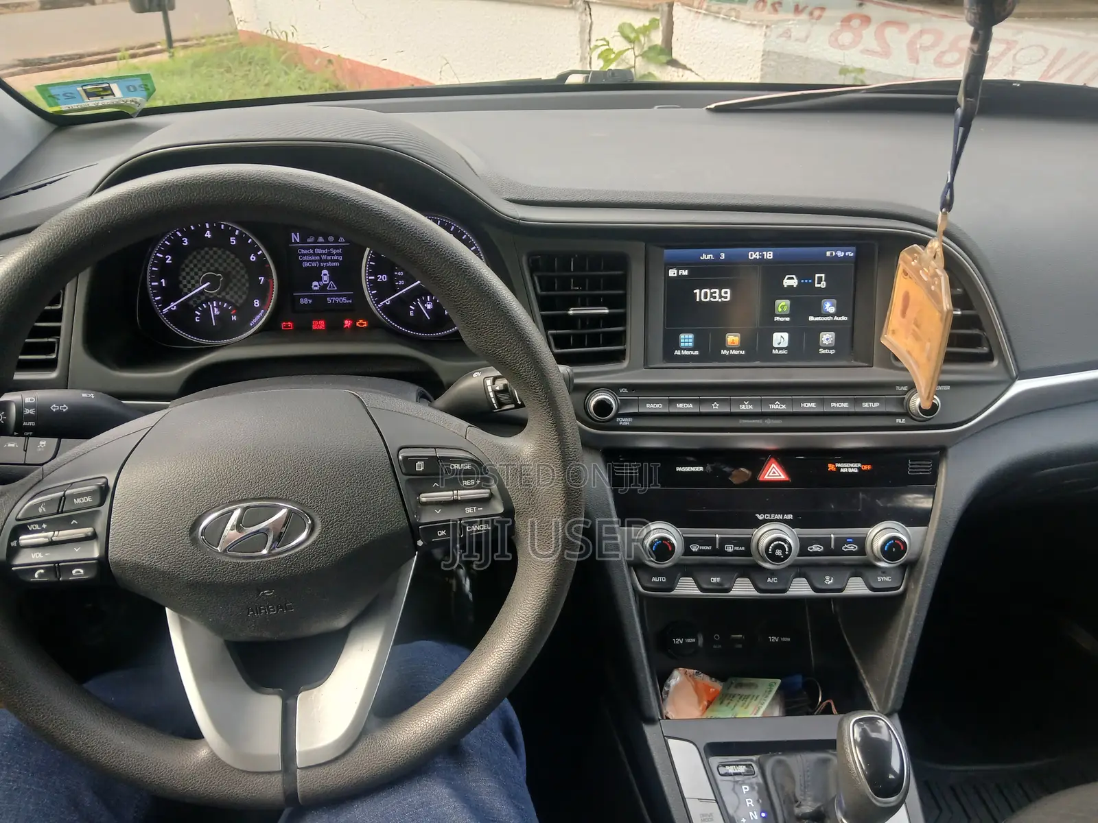 Hyundai Elantra SE 2020 Black