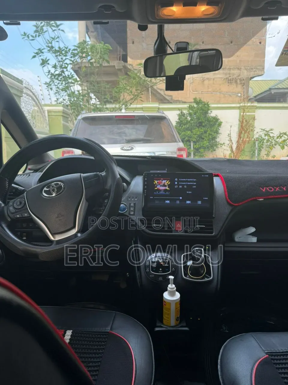 Toyota Voxy SV Premium 2014 White