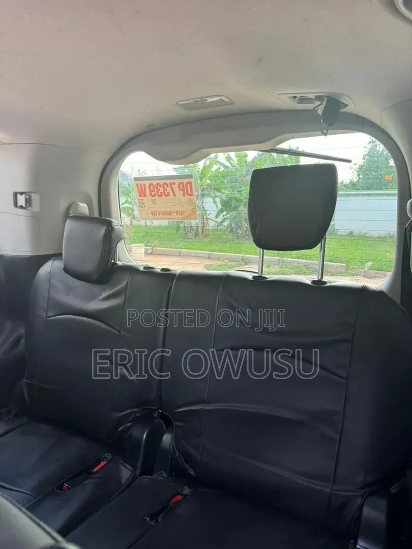 Toyota Voxy SV Premium 2014 White