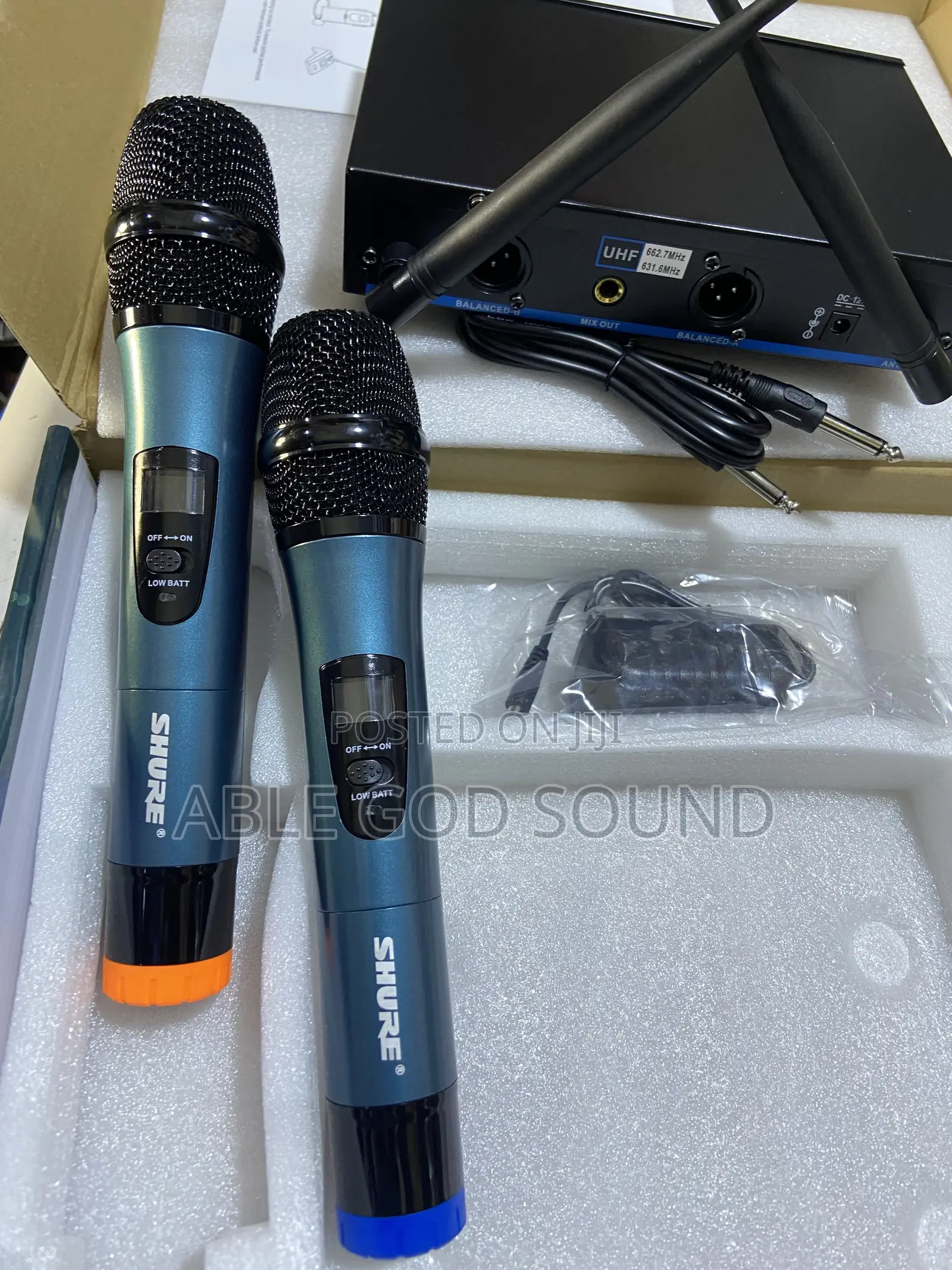 U-3600 Shure Wireless Microphone
