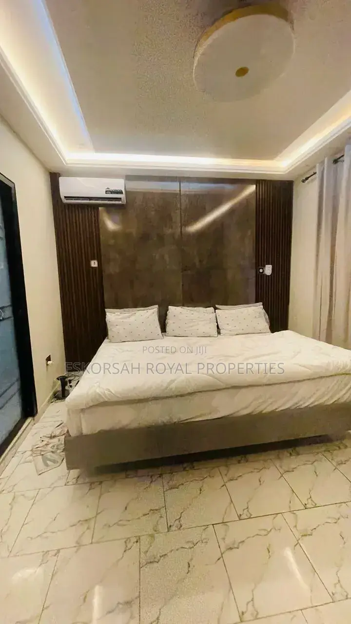 Furnished 6bdrm House in Ablekuma Ga Odumase, Galilea for sale