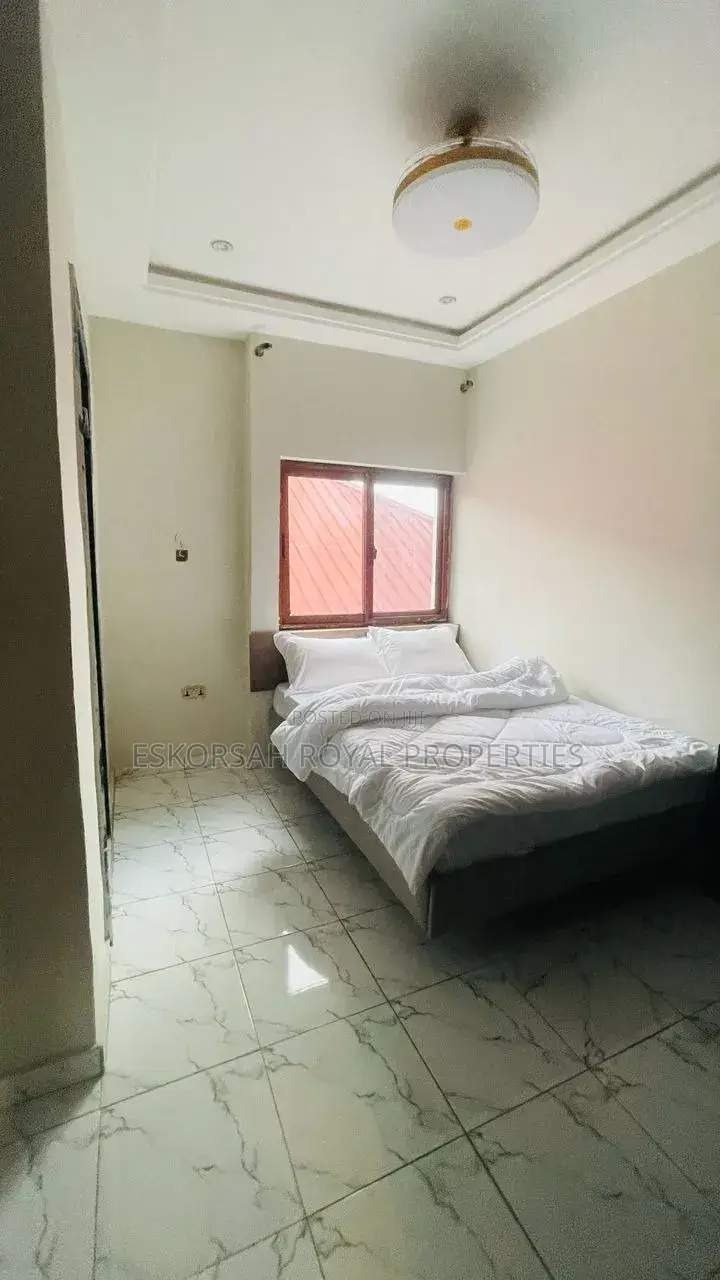 Furnished 6bdrm House in Ablekuma Ga Odumase, Galilea for sale