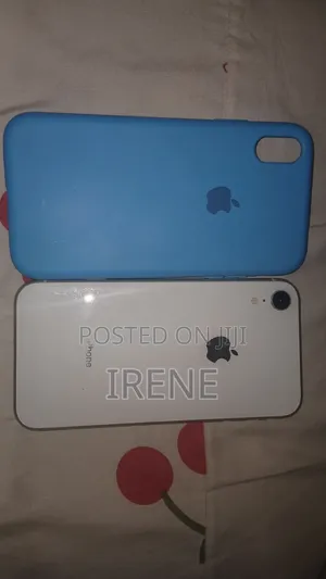 Apple iPhone XR 128 GB White