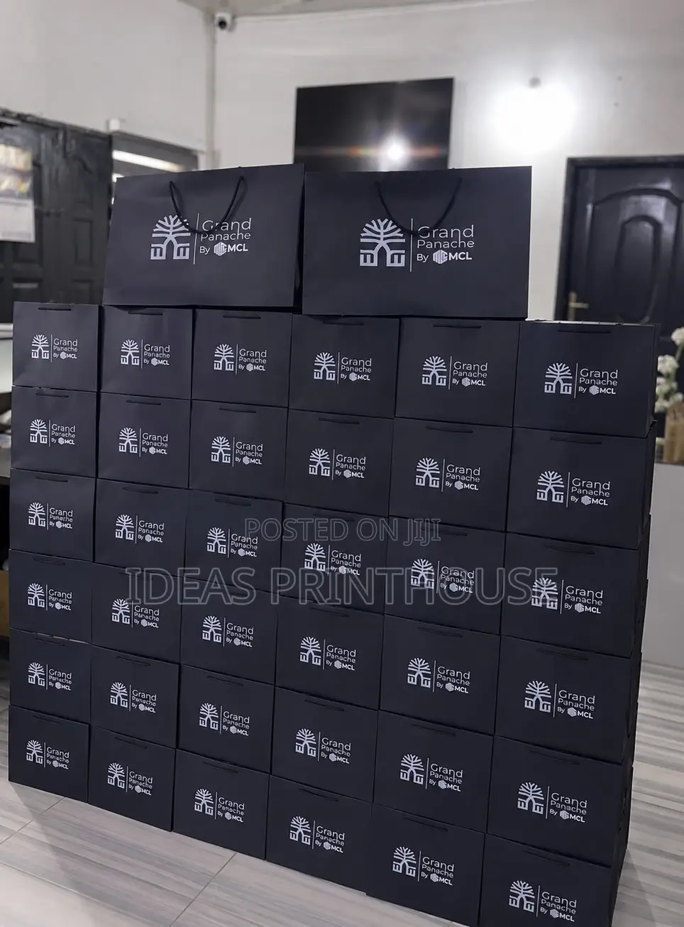 Luxury Custom Paper Bags - Make Your Brand Stand Out