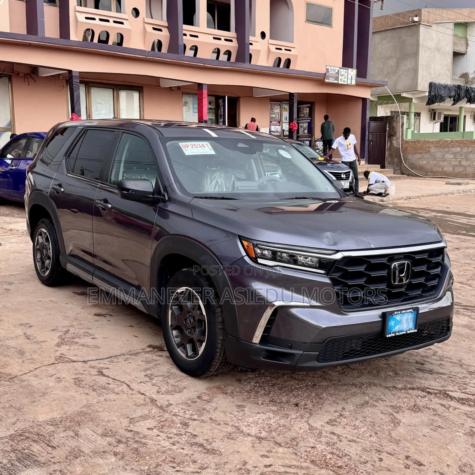 Honda Pilot EX-L 8 Passenger AWD 2023 Gray