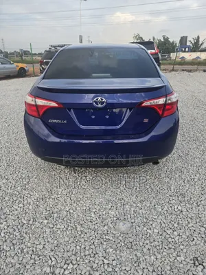 Toyota Corolla 2016 Blue