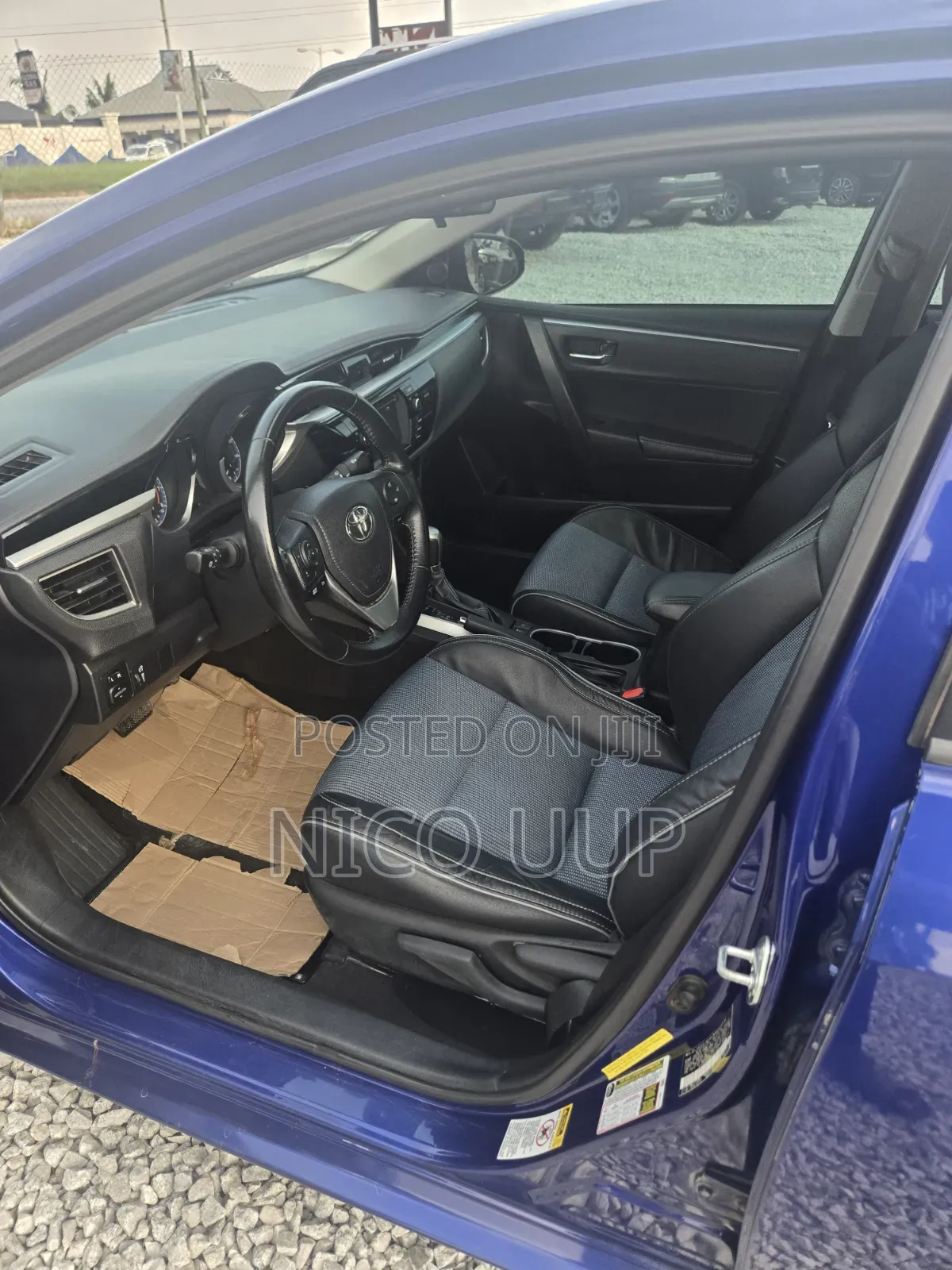 Toyota Corolla 2016 Blue