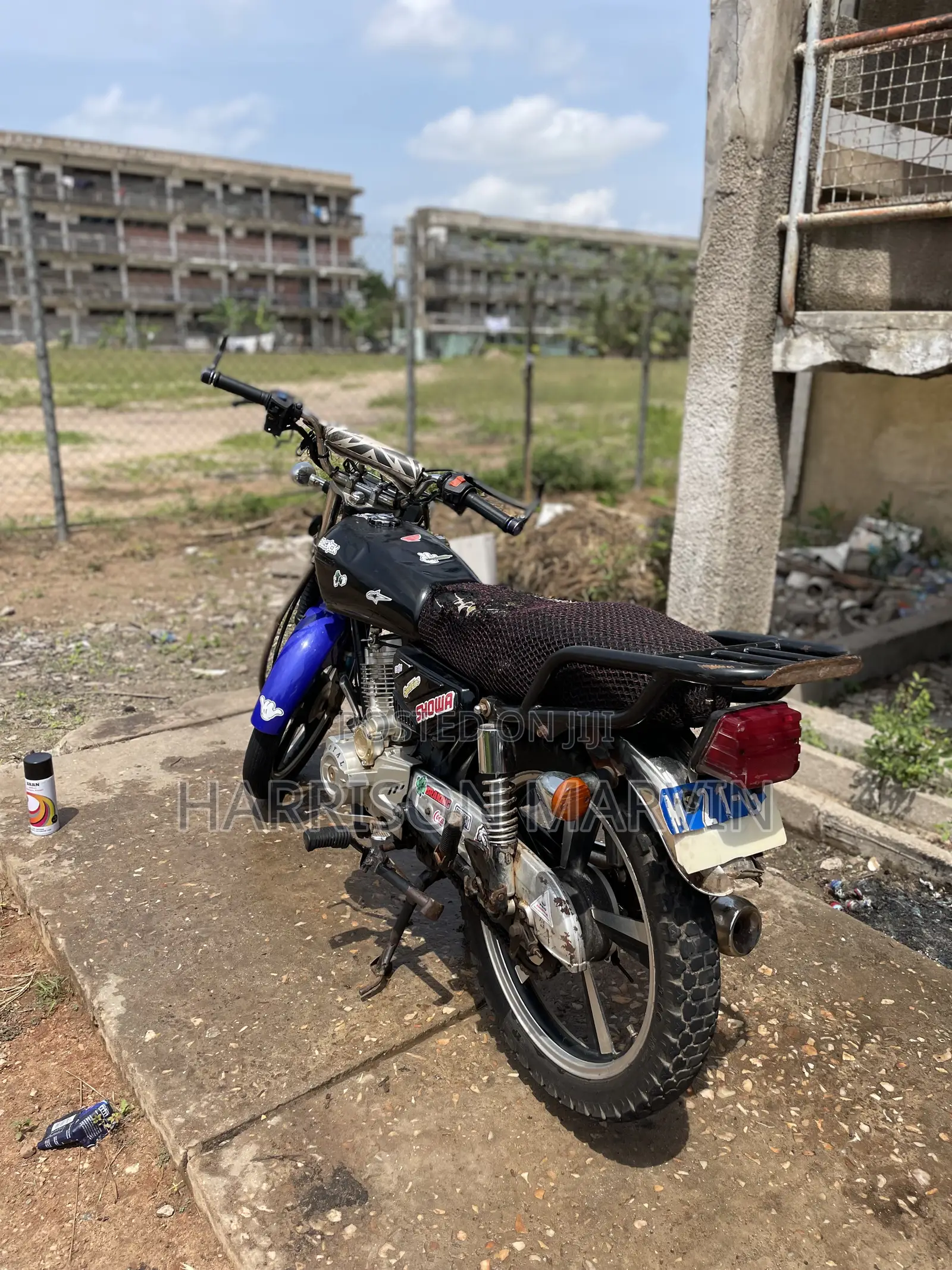 Royal Motorcycle 2024 Black