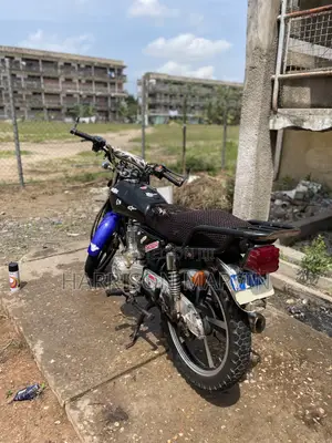 Royal Motorcycle 2024 Black