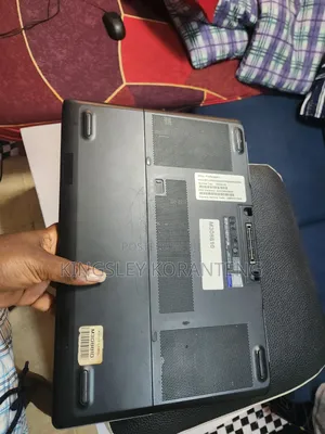 Laptop Dell Precision 7520 16GB Intel Core i7 HDD 256GB