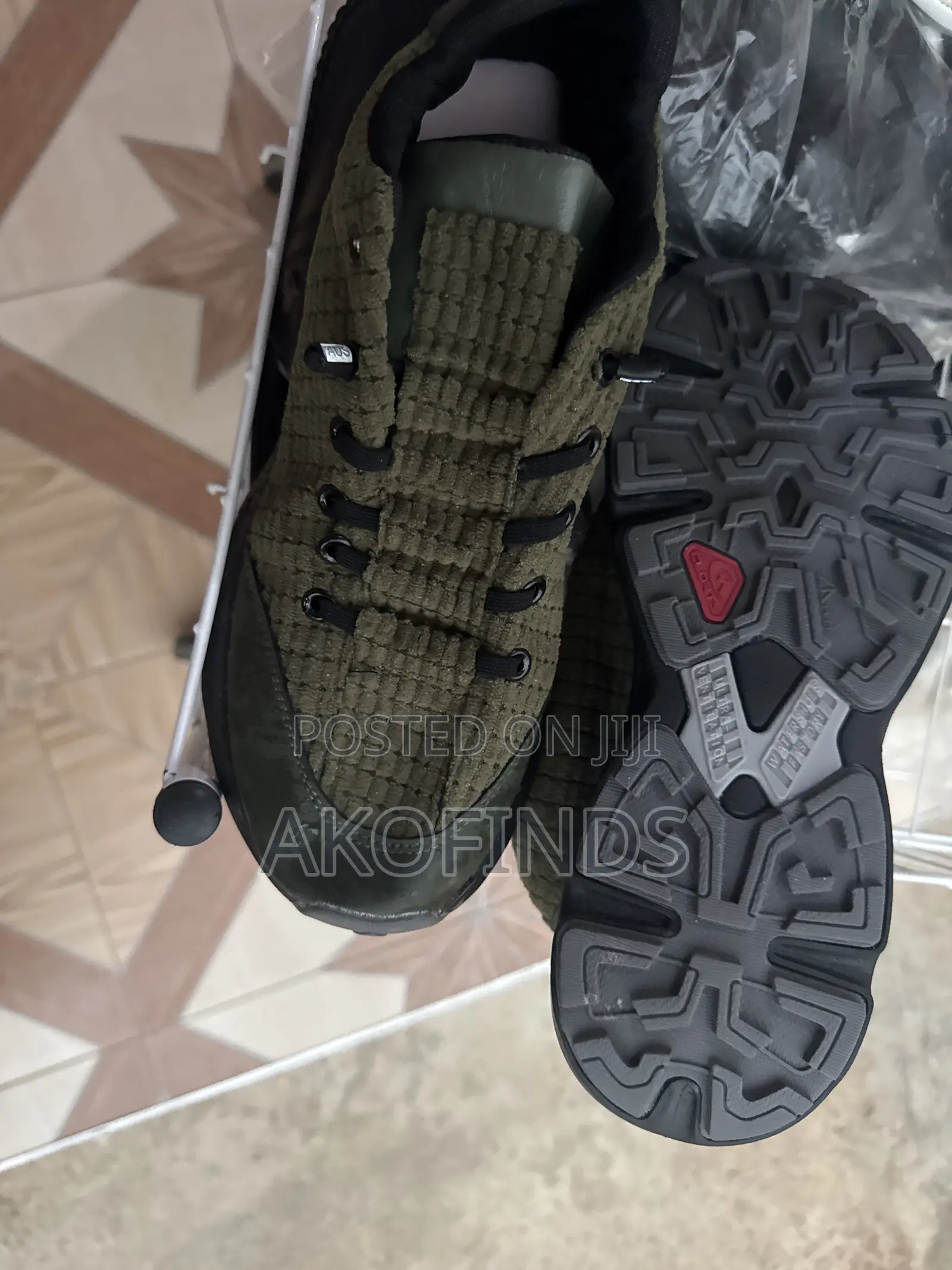 Stylish Sneakers Men or Women