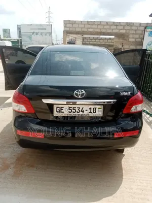 Toyota Yaris 2010 Black