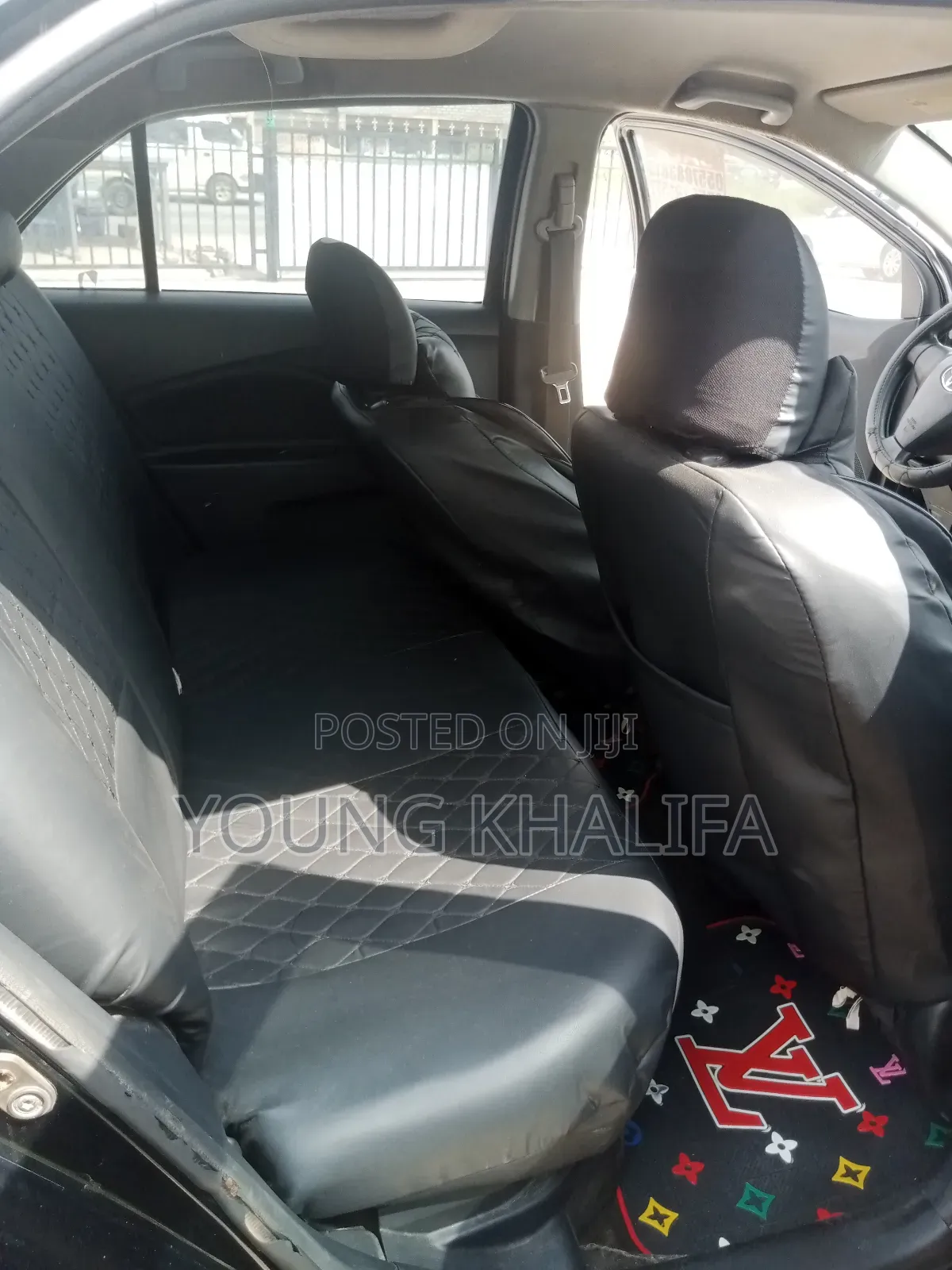 Toyota Yaris 2010 Black