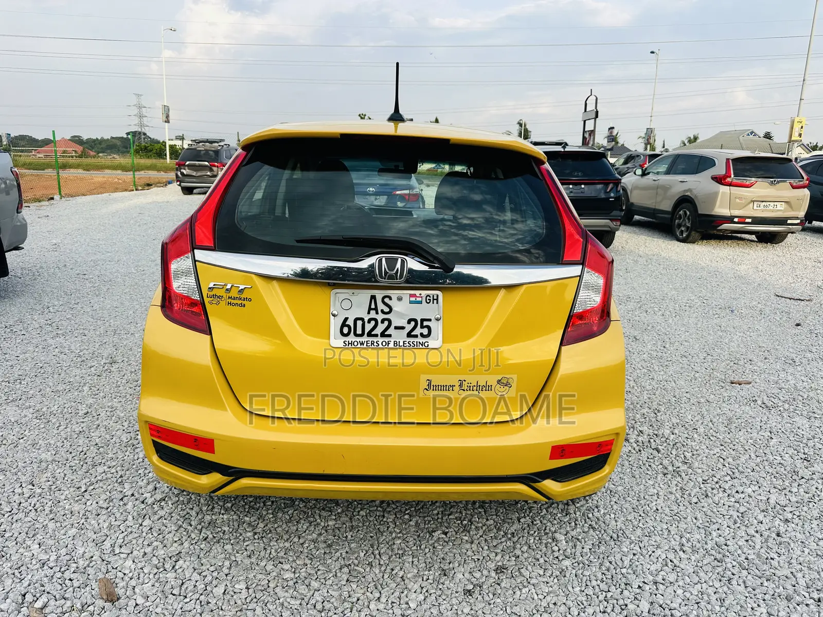Honda Fit 2018 Yellow