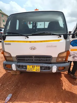 Hyundai Mighty 2