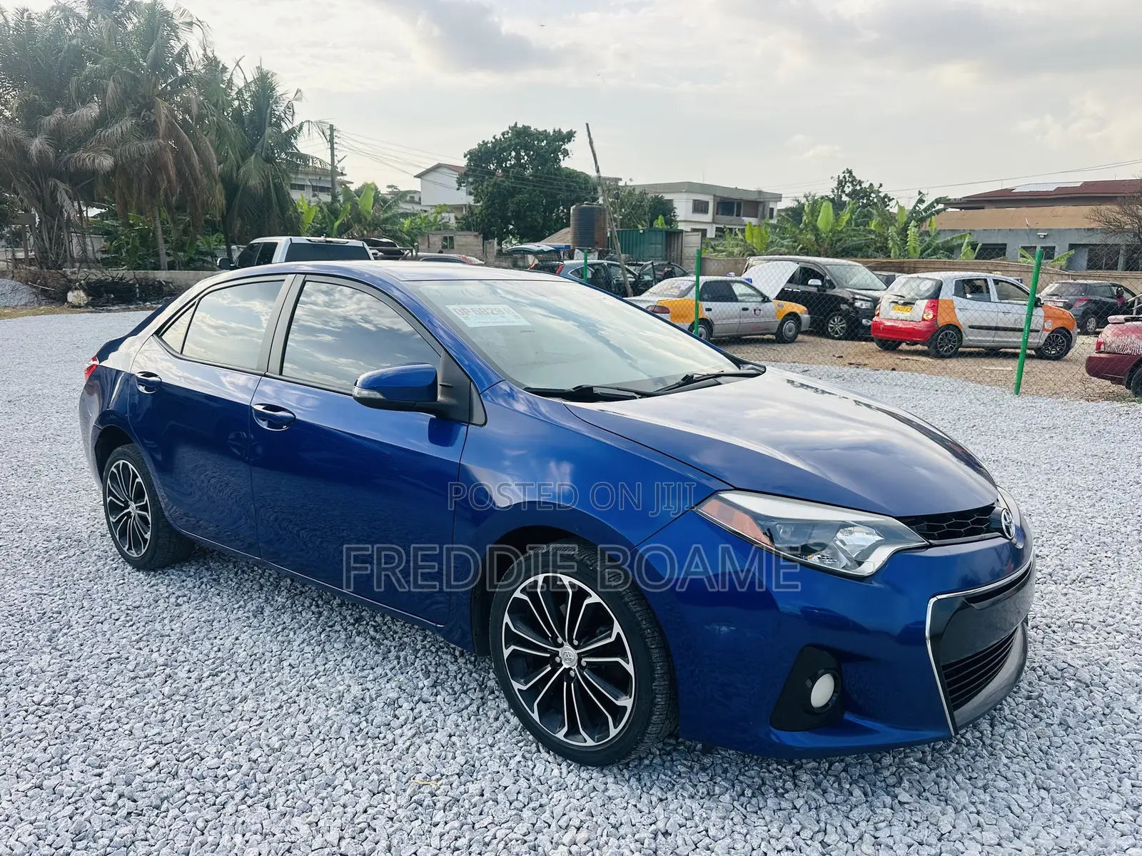 Toyota Corolla 2016 Blue