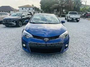 Toyota Corolla 2016 Blue