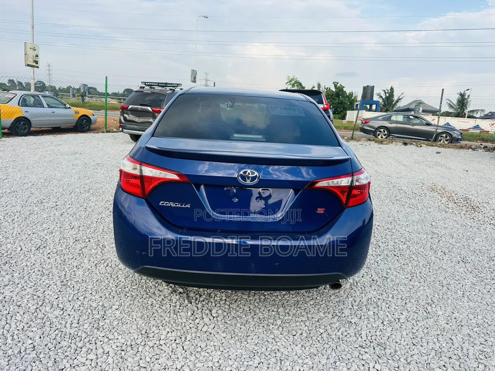 Toyota Corolla 2016 Blue