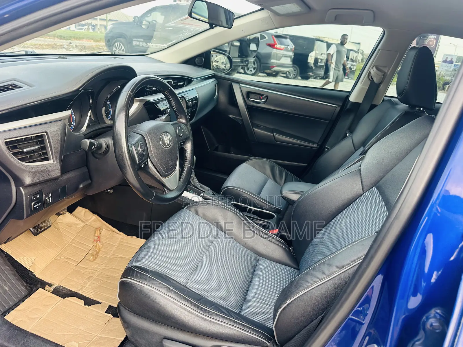 Toyota Corolla 2016 Blue